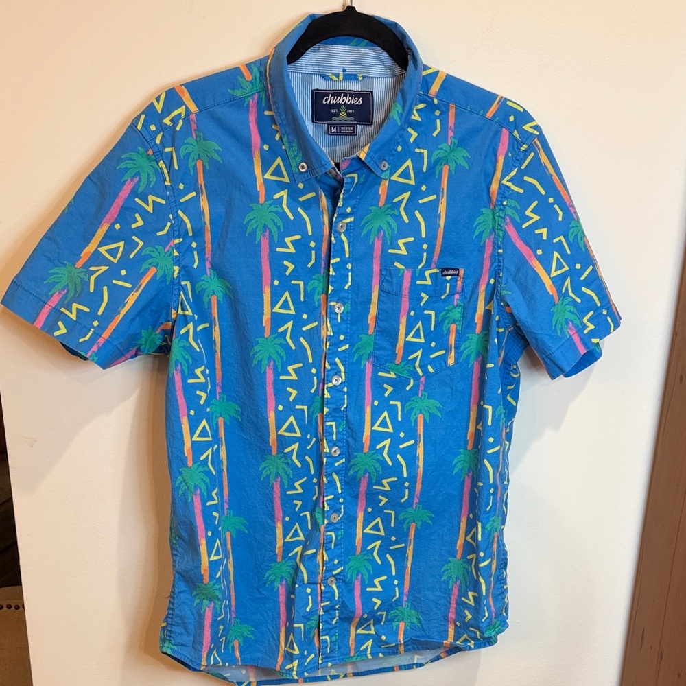 Chubbies Hawaiian Style Vibrant Blue & Palm Print Button Down Shirt, M - Indie